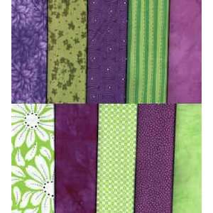  Wild Violets 10 Fabric Fat Quarters Arts, Crafts & Sewing
