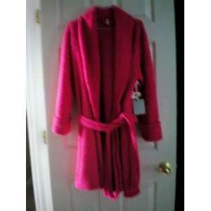 Charlotte Russe Fuchsia Ladies Cottage Lounge Robe    One Size    New 