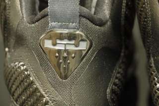 469764 001] Nike Lebron 9 Black Anthracite sz 8.5  