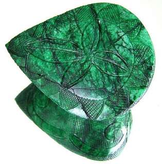 3585CT MUSEUM BIGGEST NATURAL BRAZILIAN CARVED EMERALD  