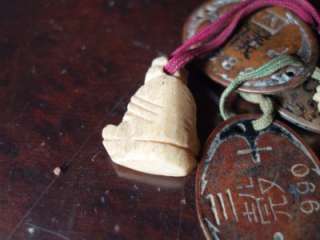 RARE JAPANESE DOG TAGS ? PRAYER FIGURES? WWII ? WWI ? CHINESE?  