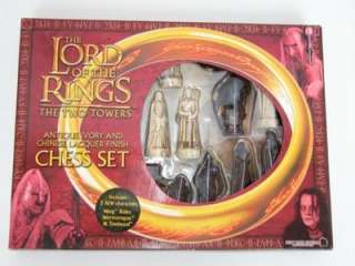 The Lord of the Rings The Two Towers Collector Chess Set 2002 Rare 