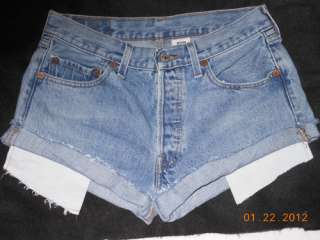 Levis High Waisted Cut Off Vintage Jeans Shorts Sz Medium ~Sz 30 