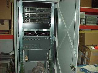 Cabinet Cisco VCO4K SS7 Pos Dialogic D/240SCT1 VRU SS7  