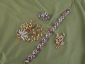 Great Lot Vintage Rhinestone Jewelry For Repair Brooches and Necklace 