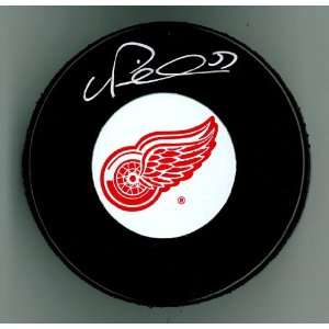  Valtteri Filppula Autographed Detroit Red Wings Hockey 