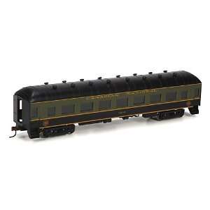  HO RTR Arch Roof Coach, CN #4193 Toys & Games