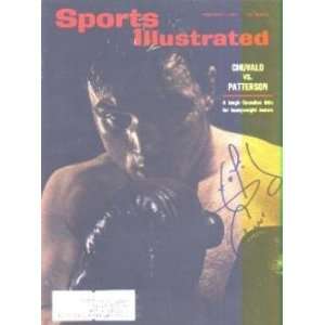 George Chuvalo (Boxing) autographed Sports Illustrated Magazine 