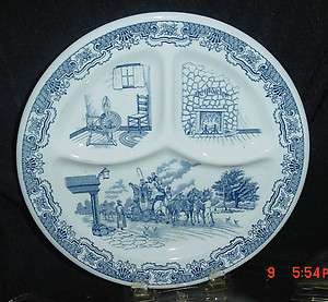 IROQUOIS CHINA YE OLDE INN STAGECOACH SPINNING WHEEL BLUE DIVIDED 