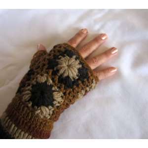  Crochet Hand Warmers