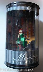   Classic Collection Poison Ivy BatmanAnimated Series Warner Bros