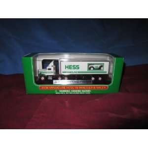  Hess Mini 18 Wheeler   2006 Toys & Games