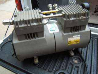Breathe Air System  Thomas Compressor Model 2807CE72A  