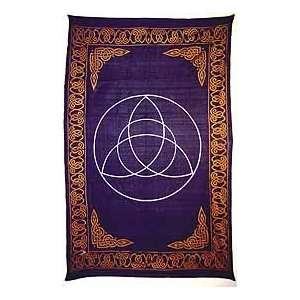  Triquetra Tapestry