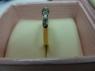 18ct Gold Vintage (Art Deco) Diamond Ring with Platinum Setting  