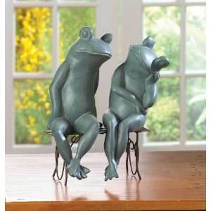  Lover Frogs Garden Bench
