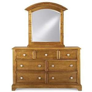  Pulaski Furniture Bearrific Dresser 633100