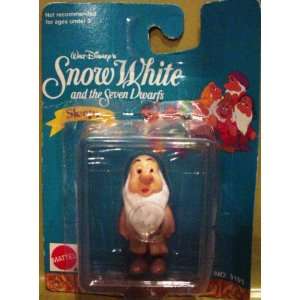  Walt Disneys Snow White   Sleepy Figurine Toys & Games