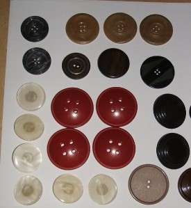 Job Lot Vintage Large & Oversize Buttons 50s 60s 70s Unusual Bakelite 