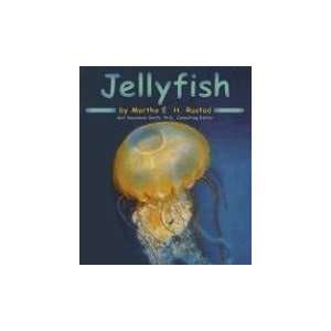    Jellyfish (Ocean Life) [Paperback] Martha E. H. Rustad Books