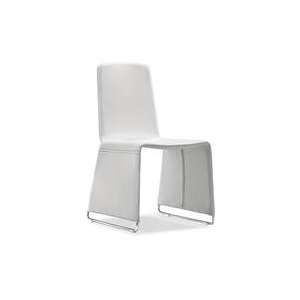  Zuo Nova Dining Chair White   set of two   102111