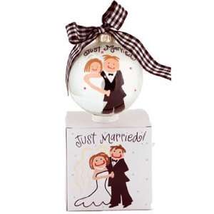  Just Married Couple Holding Hands Christmas Ornament