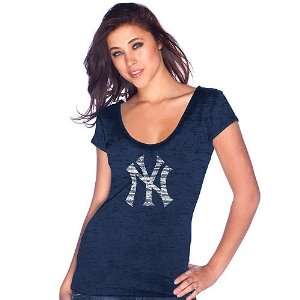  New York Yankees Burnout Scoopneck Tee by Majestic Threads 