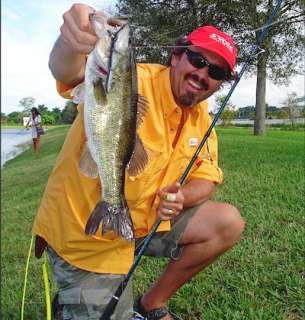 Canal fishing off the bank in Florida with the Magic Swimmer Soft 130 