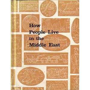  How People Live in the Middle East, (9780817555160 