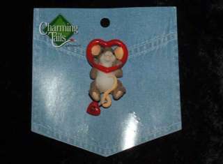Charming Tails Leaf and Acorn Club 2010 Event Pin NEW  