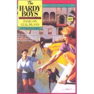  Panic on Gull Island (The Hardy Boys, No. 107 