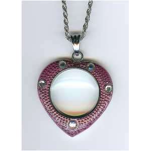  4x Pendant Magnifier in Pink Heart Frame