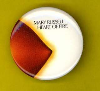 Mary Russell Leon 1979 badge button pinback  