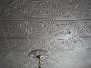 Elegant white Polystyrene ceiling tile   R 2  