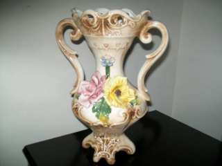 Capodimonte Style Ornate Italian Porcelain Vase/Urn with Flowers   12 