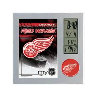  DETROIT RED WINGS (7 x 7) DESK CLOCK w/ LCD Display of Time 