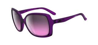 Gli occhiali da sole Oakley BECKON sono disponibili nello store Oakley 