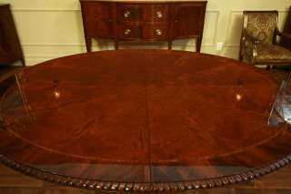 Henredon Dining Table  Oval Dining Table  Mahogany  