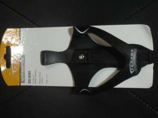   CC 200 CARBON FIBER BICYCLE BLACK WHITE WATER BOTTLE CAGE NEW  