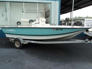   BAY BOAT 19ft RUNABOUT CENTER CONSOLE FISHING BOAT (NO OUTBOARD MOTOR