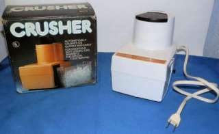 Vintage Deluxe Ice Crusher Snow Cone Machine Electric White w/Box 