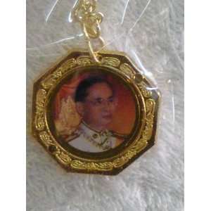   Thailand Gold Key Chain  His Majesty King Bhumibol Adulyadej Photo #06