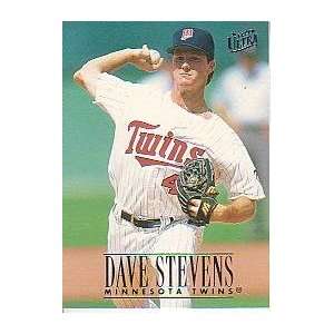  1996 Ultra #95 Dave Stevens