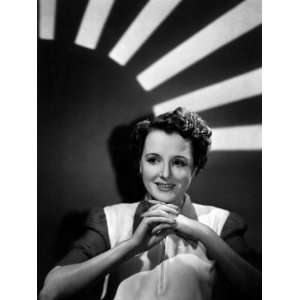  Across the Pacific, Mary Astor, 1942 Premium Poster Print 