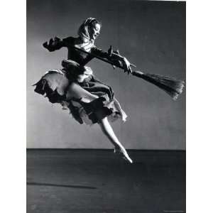  Ballerina Moira Shearer as Cinderella in the Sadlers 