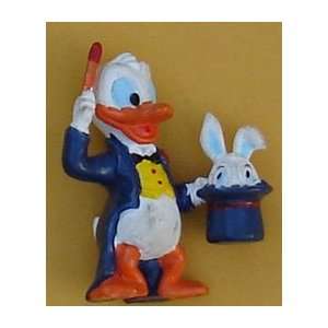 Disney Donald Duck PVC Approx. 2 1/2 Tall Pulling Rabbit Out Of Magic 