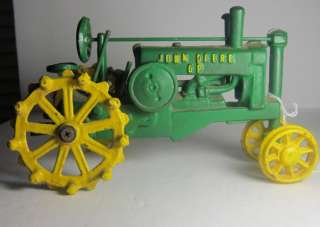 Old John Deere tractor CAST IRON TOY  