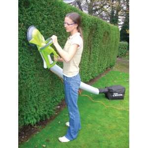  Garden Groom Collecting Power Hedge Trimmer Patio, Lawn & Garden
