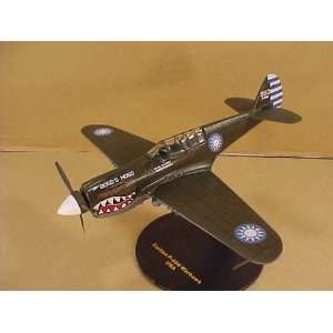  Diecast Model, US Built Curtiss P 40N Warhawk Pursuit Aircraft 